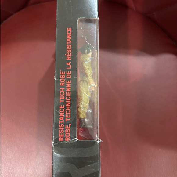 NIB Star Wars The Black Series 3.75" Rose Tico Figure - Picture 7 of 7